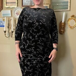 Vintage Black Velvet Dress‎